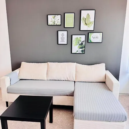 Apartment La Inside *